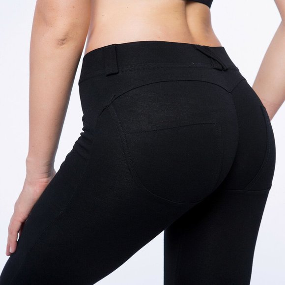 Low rise Butt Lifting Yoga Pants Scrunchie Butt Pants - Black - Picture 10 of 14